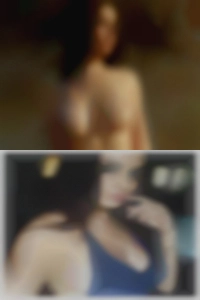 Mobile naked woman.